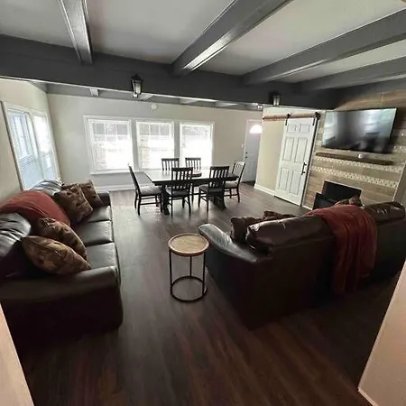 Luxury Bungalow Home Away From Home! Atlanta Exterior photo