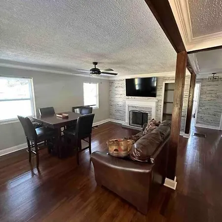 Luxury Bungalow Home Away From Home! Atlanta Exterior photo