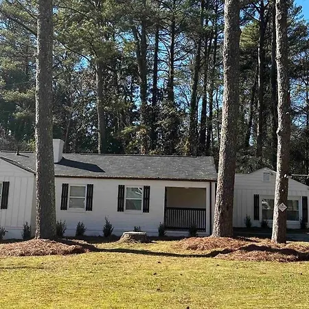 Luxury Bungalow Home Away From Home! Atlanta Exterior photo